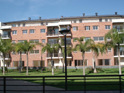 Beccar Plaza